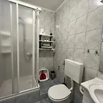 Nena Apartament Povljana
