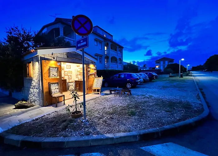 Nena Apartmán Povljana